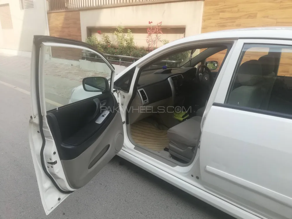 Suzuki Liana 2013 for Sale in Lahore Suzuki Liana 2013 for Sale in Lahore Image-11