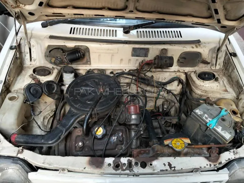 Suzuki Mehran 2005 for Sale in Gujranwala Suzuki Mehran 2005 for Sale in Gujranwala Image-9