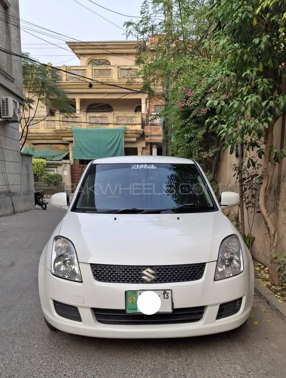 Suzuki Swift 2013 for Sale in Lahore Suzuki Swift 2013 for Sale in Lahore Image-1