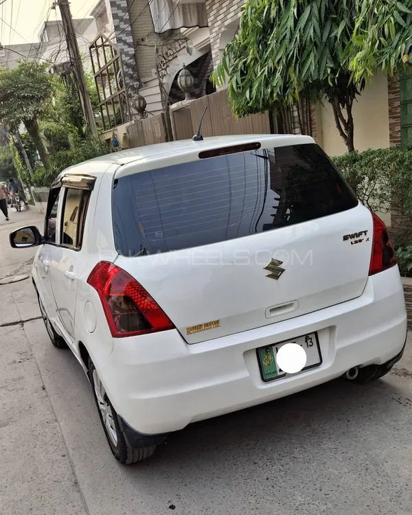Suzuki Swift 2013 for Sale in Lahore Suzuki Swift 2013 for Sale in Lahore Image-6