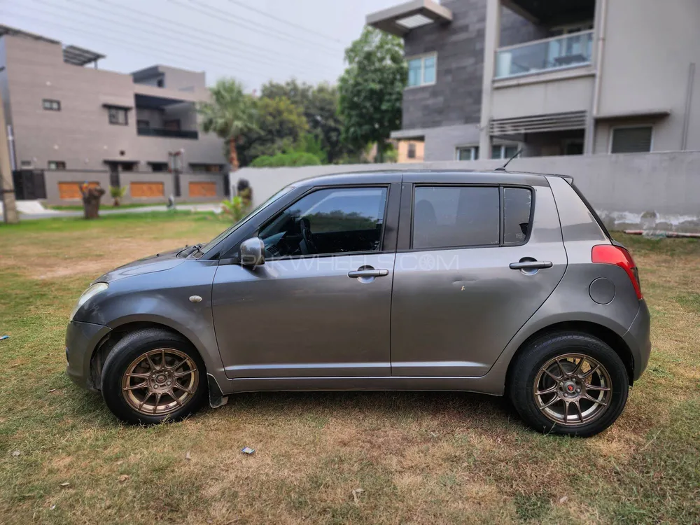 Suzuki Swift 2010 for Sale in Lahore Suzuki Swift 2010 for Sale in Lahore Image-3