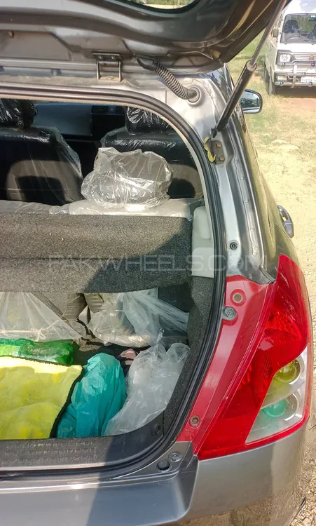 Suzuki Swift 2010 for Sale in Karachi Suzuki Swift 2010 for Sale in Karachi Image-19