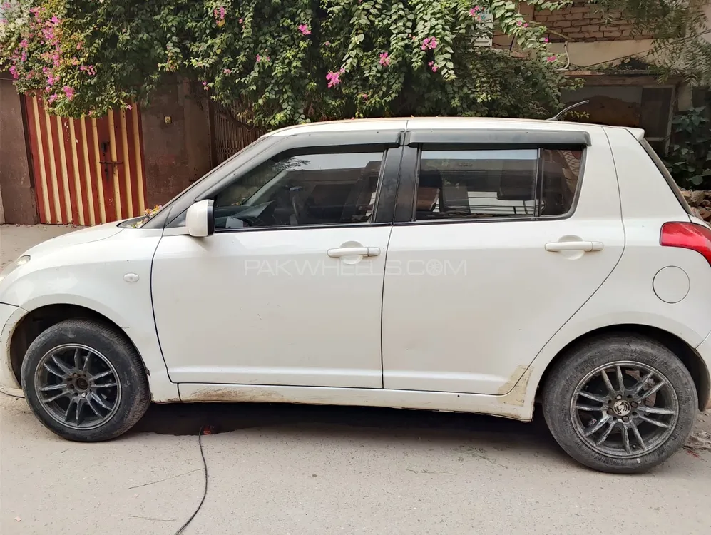 Suzuki Swift 2018 for Sale in Faisalabad Suzuki Swift 2018 for Sale in Faisalabad Image-4