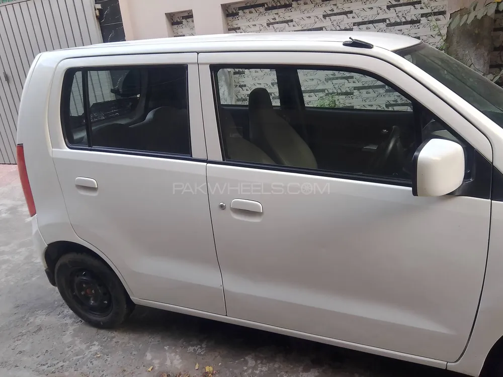 Suzuki Wagon R 2016 for Sale in Faisalabad Suzuki Wagon R 2016 for Sale in Faisalabad Image-14