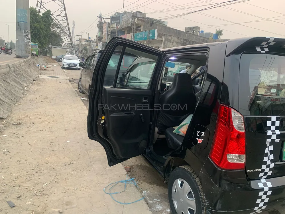 Suzuki Wagon R 2017 for Sale in Lahore Suzuki Wagon R 2017 for Sale in Lahore Image-5