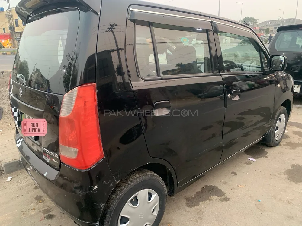 Suzuki Wagon R 2017 for Sale in Lahore Suzuki Wagon R 2017 for Sale in Lahore Image-6