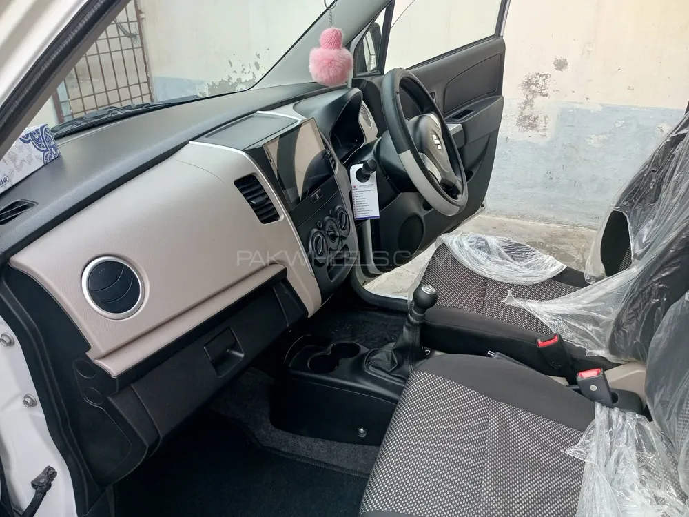 Suzuki Wagon R 2021 for Sale in Faisalabad Suzuki Wagon R 2021 for Sale in Faisalabad Image-6