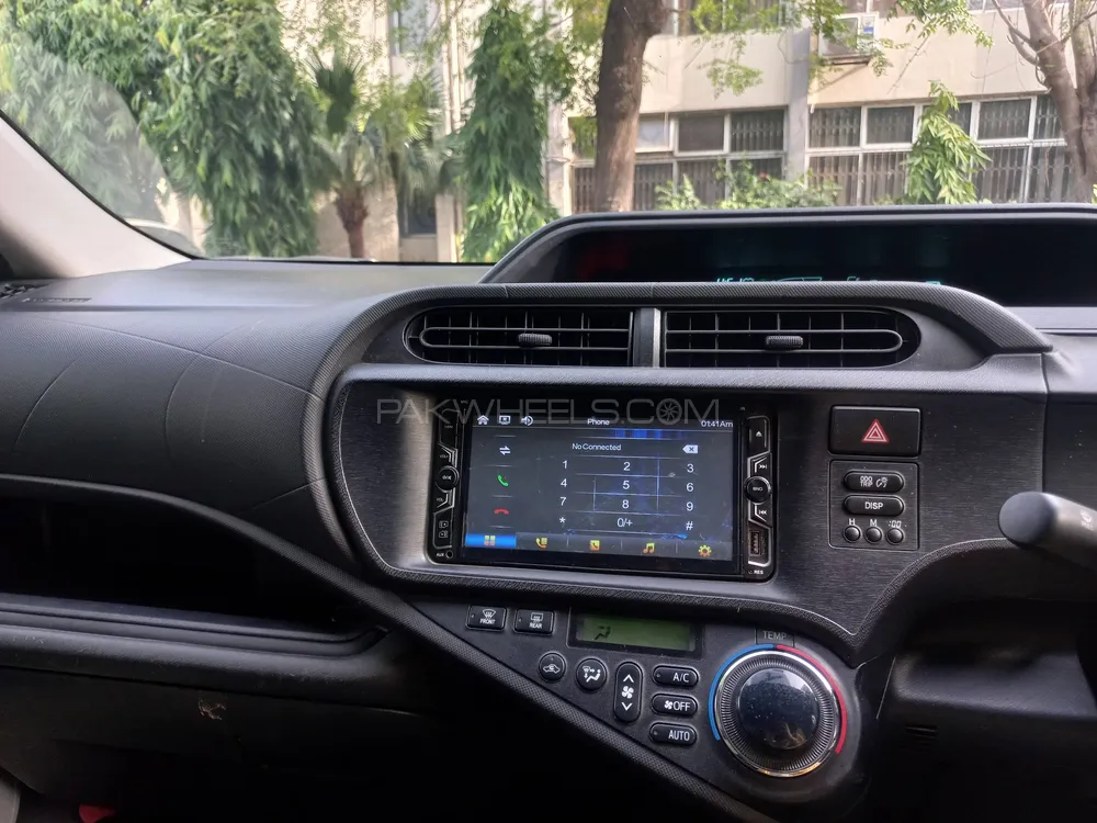 Toyota Aqua 2014 for Sale in Lahore Toyota Aqua 2014 for Sale in Lahore Image-4