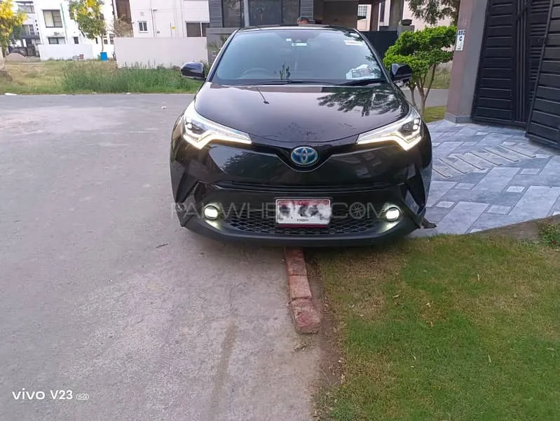 Toyota C-HR 2018 for Sale in Hyderabad Image-1