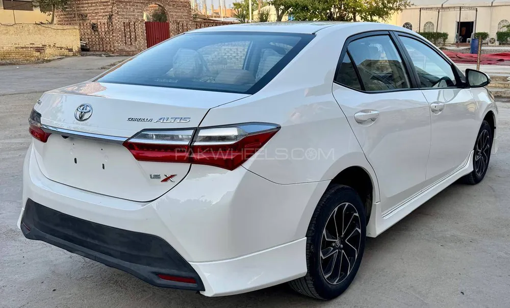 Toyota Corolla 2024 for Sale in Hyderabad Toyota Corolla 2024 for Sale in Hyderabad Image-3