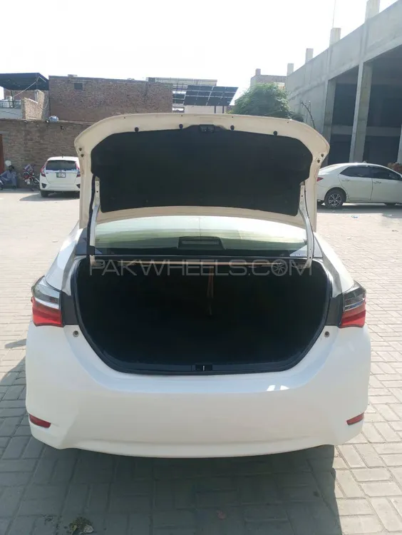 Toyota Corolla 2020 for Sale in Multan Toyota Corolla 2020 for Sale in Multan Image-7