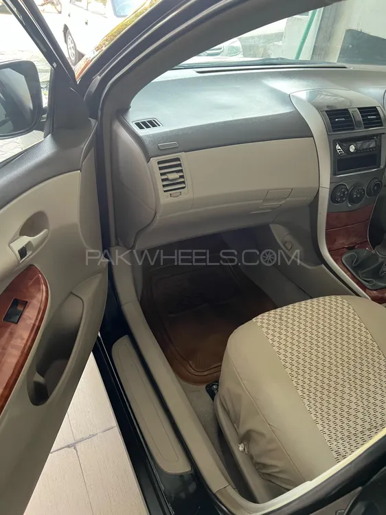 Toyota Corolla 2011 for Sale in Lahore Toyota Corolla 2011 for Sale in Lahore Image-10