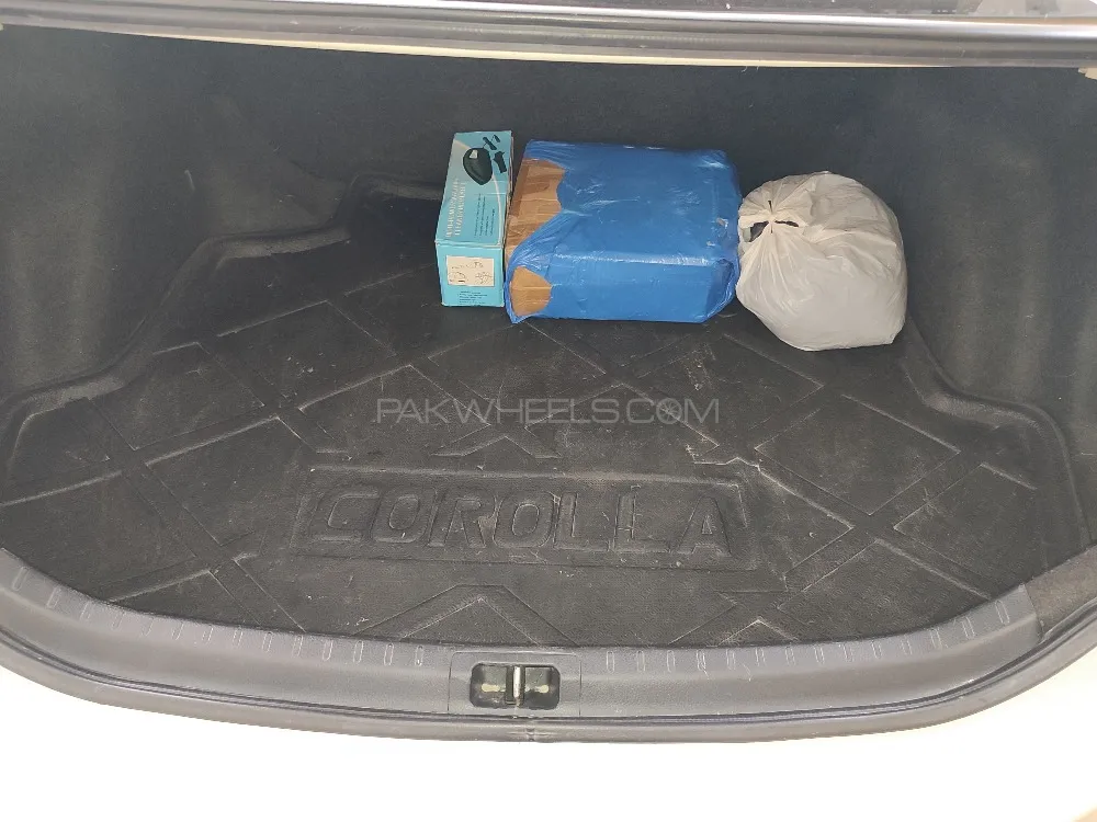 Toyota Corolla 2016 for Sale in Multan Toyota Corolla 2016 for Sale in Multan Image-16