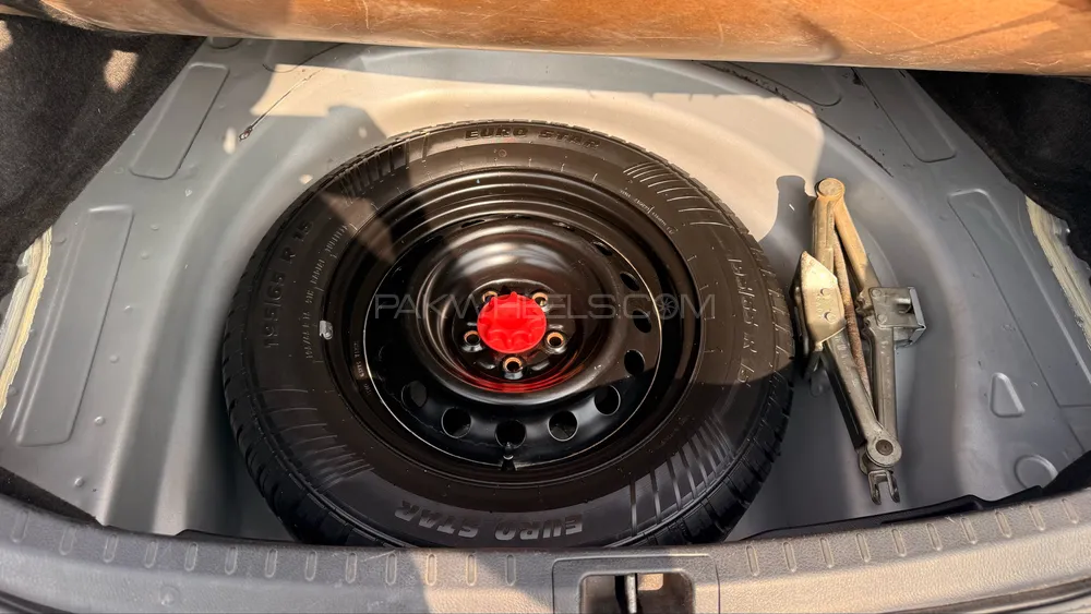 Toyota Corolla 2019 for Sale in Gujranwala Toyota Corolla 2019 for Sale in Gujranwala Image-13