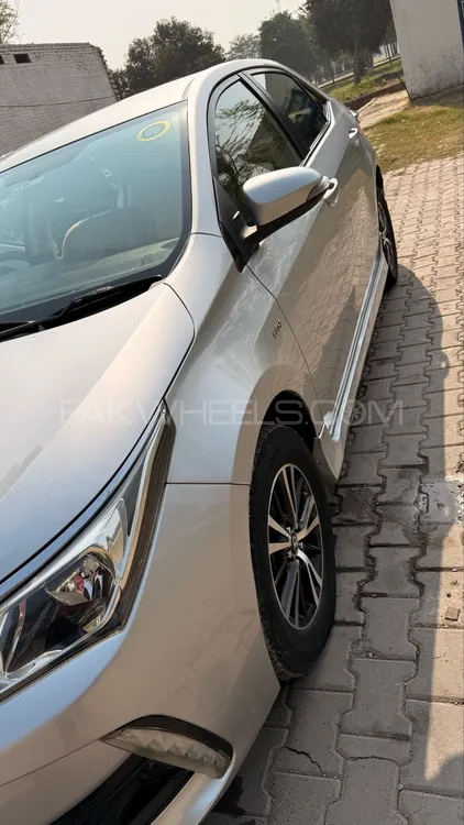 Toyota Corolla 2019 for Sale in Gujranwala Toyota Corolla 2019 for Sale in Gujranwala Image-4
