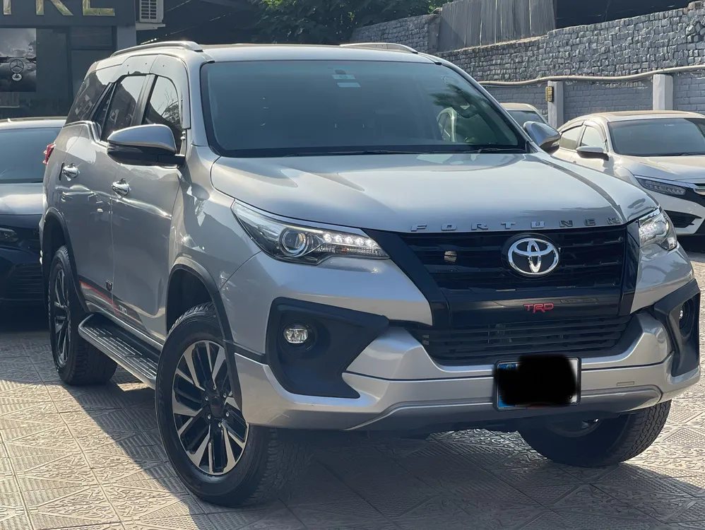 Toyota Fortuner 2020 for Sale in Islamabad Image-1
