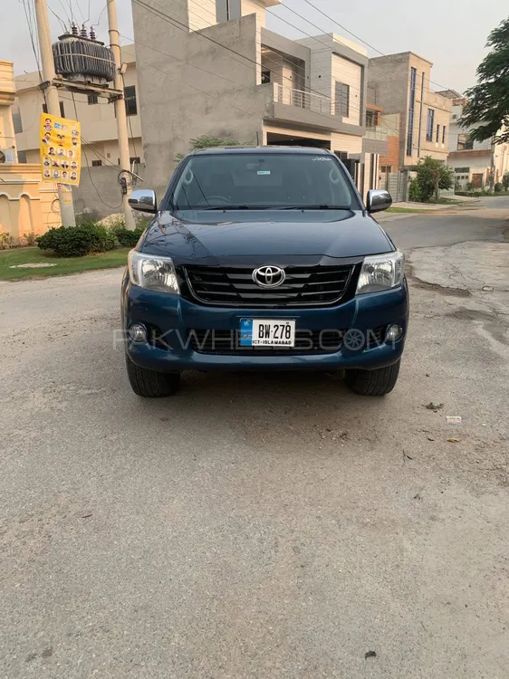 ٹویوٹا ہائیلکس 2012 for Sale in ملتان Image-1