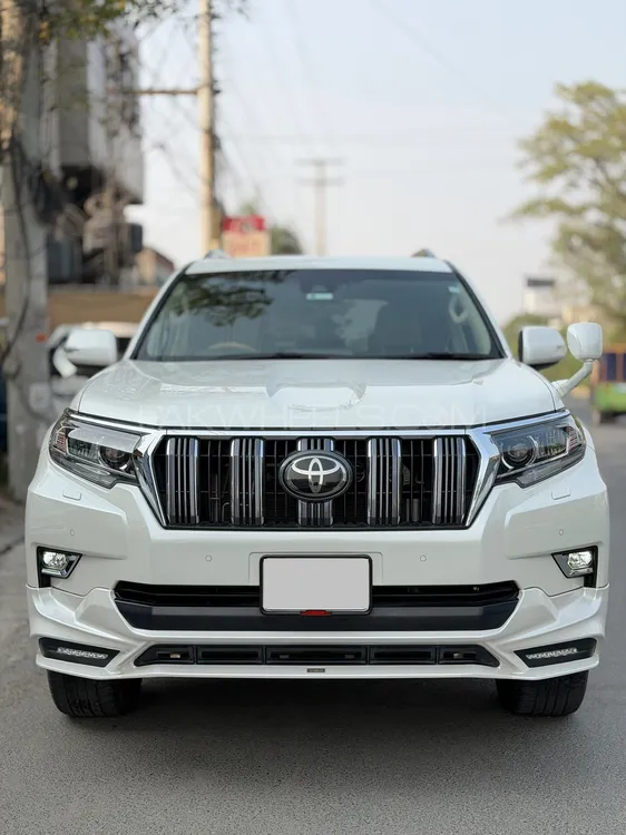 Toyota Prado 2019 for Sale in Lahore Image-1