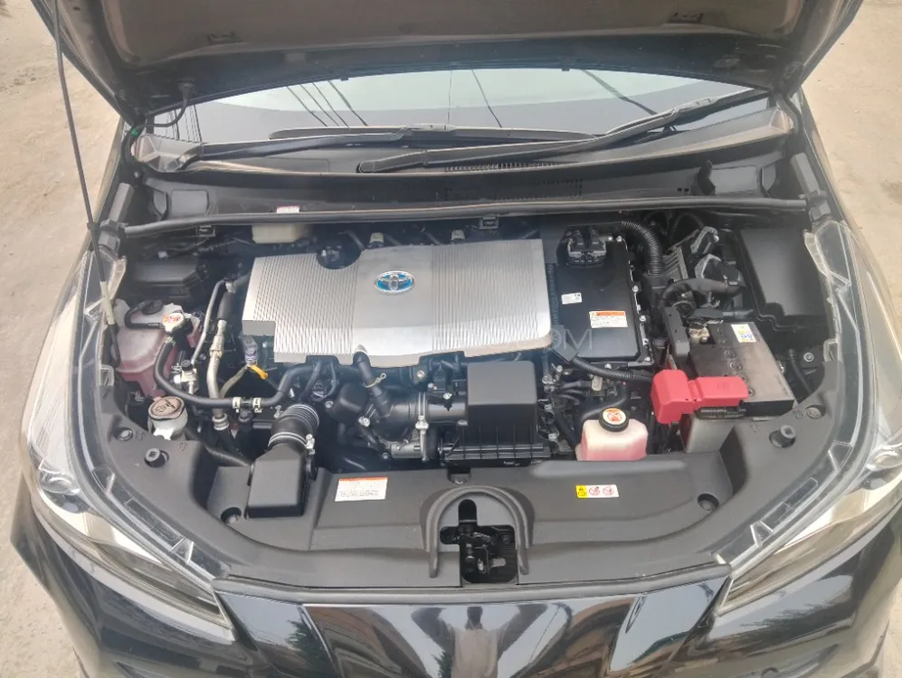 Toyota Prius 2020 for Sale in Lahore Toyota Prius 2020 for Sale in Lahore Image-7