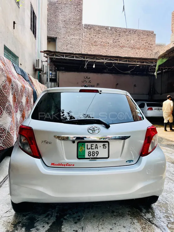 Toyota Vitz 2011 for Sale in Peshawar Toyota Vitz 2011 for Sale in Peshawar Image-14