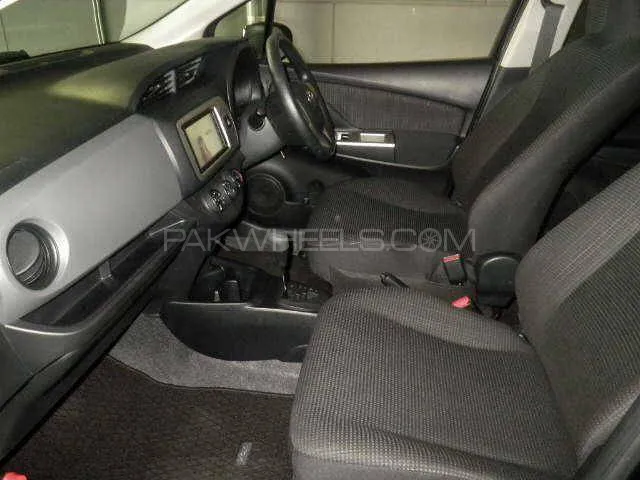 Toyota Vitz 2014 for Sale in Multan Toyota Vitz 2014 for Sale in Multan Image-3