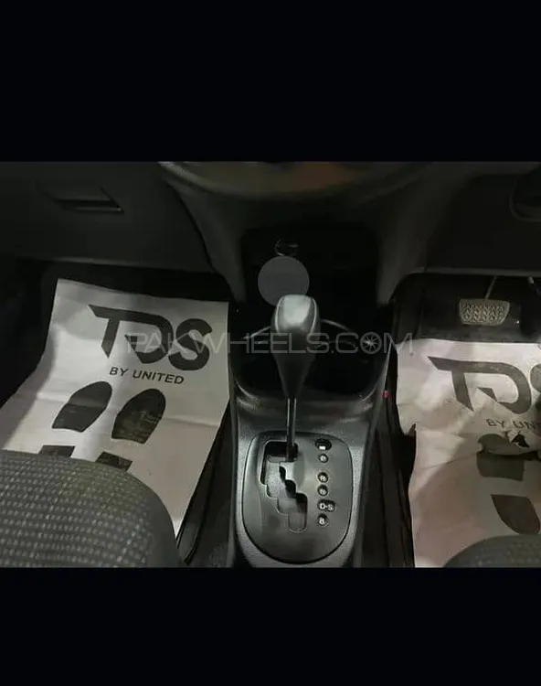 Toyota Vitz 2017 for Sale in Lahore Toyota Vitz 2017 for Sale in Lahore Image-3