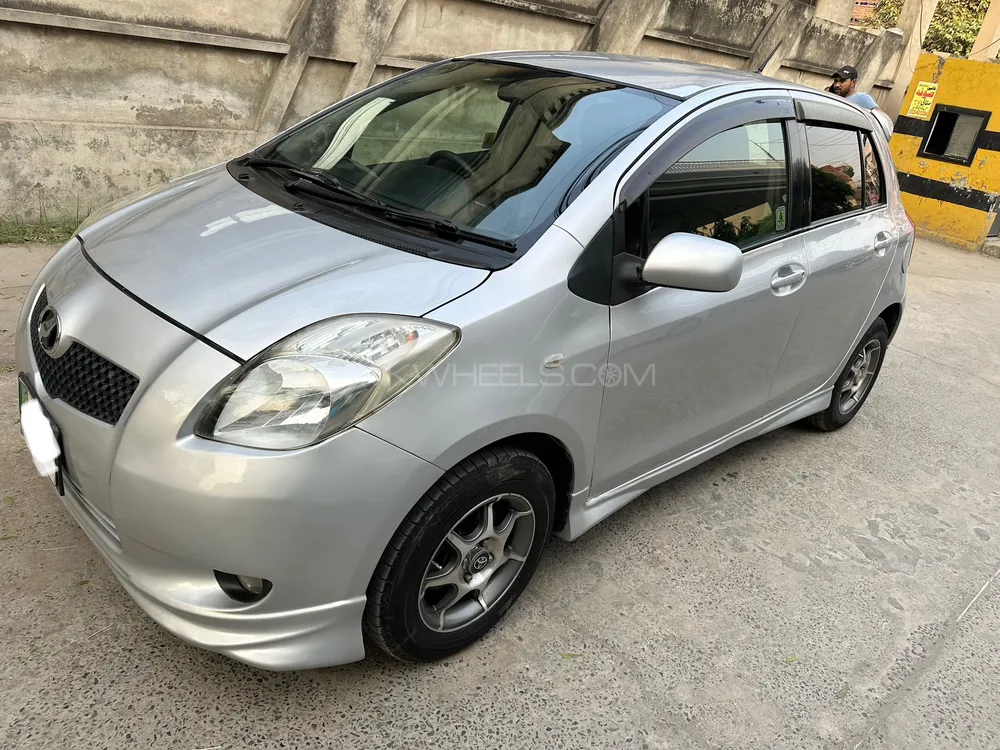 Toyota Vitz 2006 for Sale in Lahore Toyota Vitz 2006 for Sale in Lahore Image-7