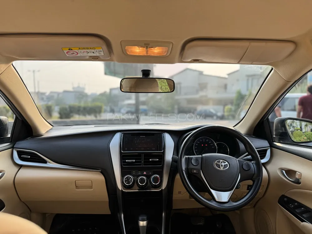 Toyota Yaris Sedan 2022 for Sale in Lahore Toyota Yaris Sedan 2022 for Sale in Lahore Image-11