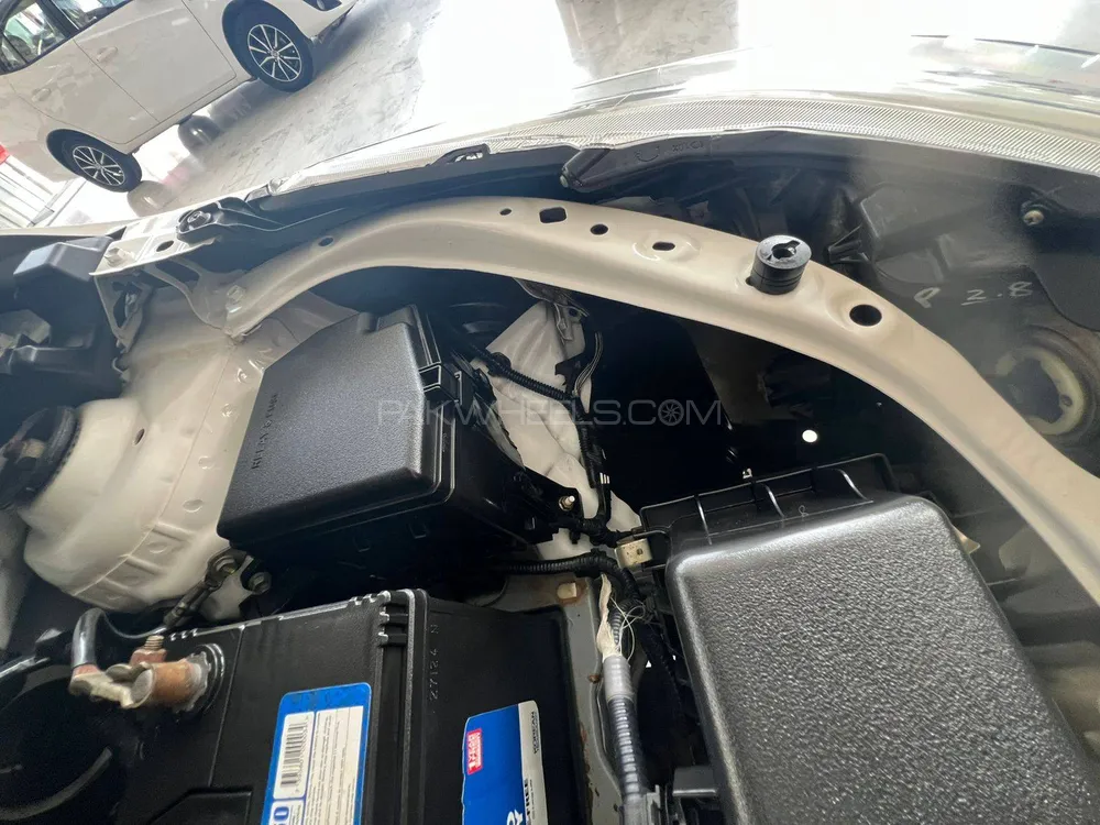 Toyota Yaris Sedan 2021 for Sale in Lahore Toyota Yaris Sedan 2021 for Sale in Lahore Image-11