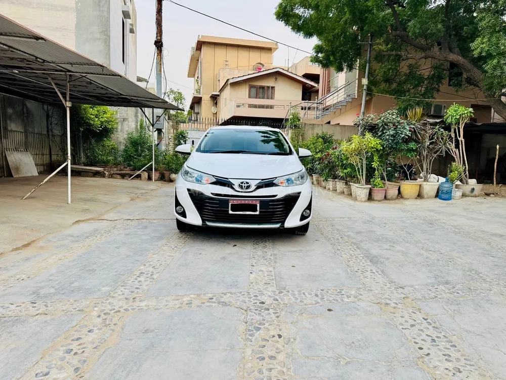Toyota Yaris Sedan 2020 for Sale in Karachi Toyota Yaris Sedan 2020 for Sale in Karachi Image-1