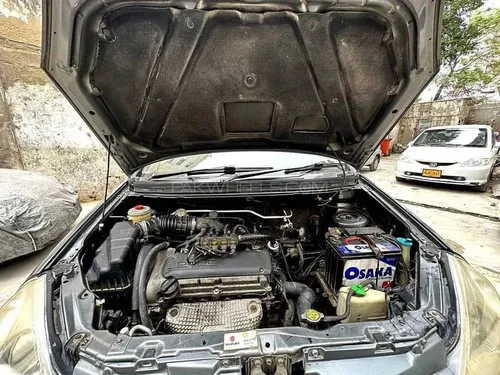 Suzuki Liana RXi 2008