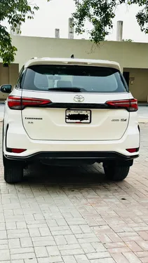 Toyota Fortuner Legender  2022