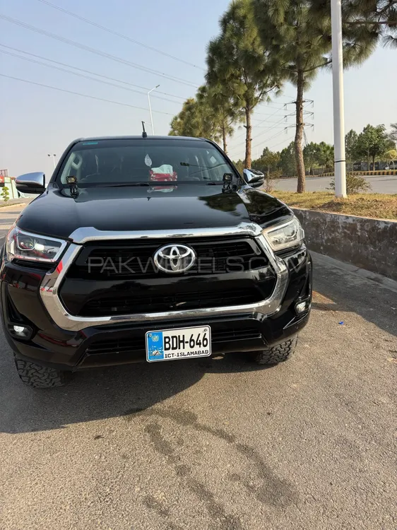 Toyota Hilux 2022 for Sale in Islamabad Image-1