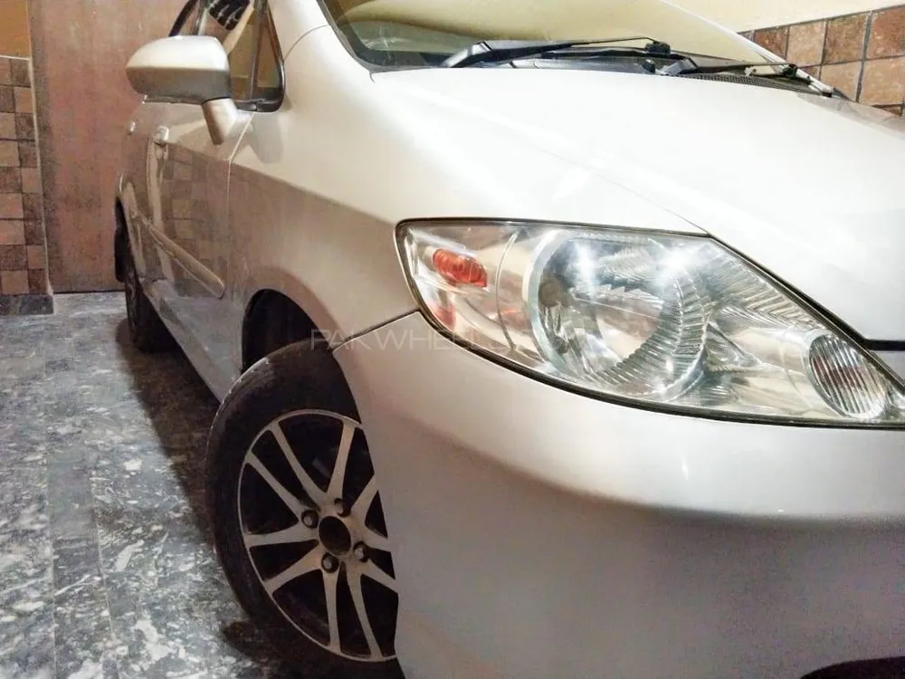 Honda City 2005 for Sale in Lahore Image-1
