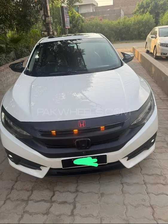 Honda Civic 2020 for Sale in Lahore Image-1