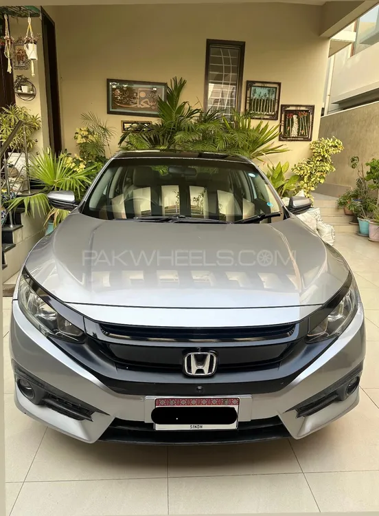 Honda Civic 2018 for Sale in Karachi Image-1