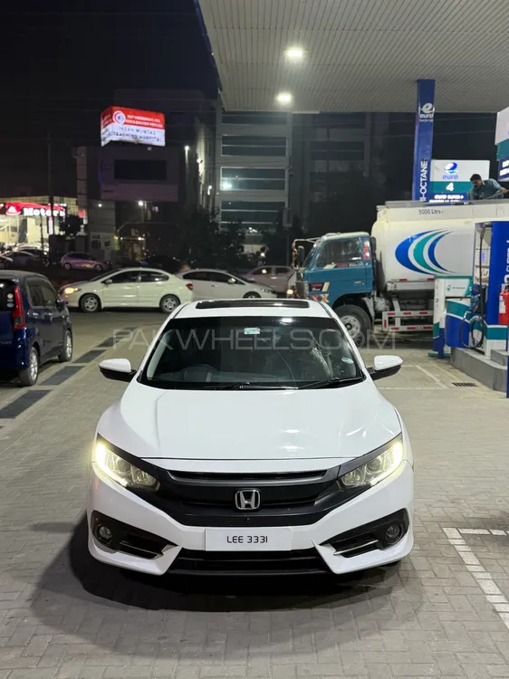 Honda Civic 2018 for Sale in Lahore Image-1