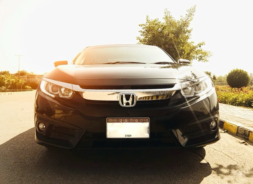 Honda Civic 2018 for Sale in Islamabad Image-1