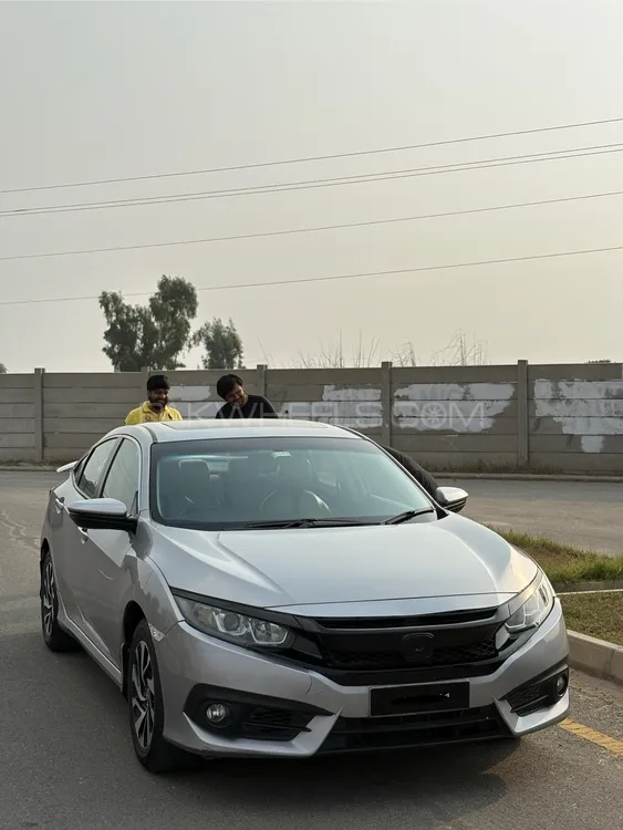 Honda Civic 2018 for Sale in Lahore Image-1