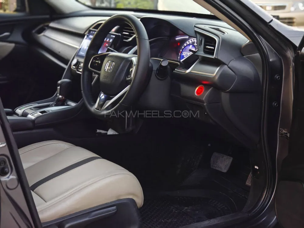 Honda Civic 2018 for Sale in Islamabad Image-1