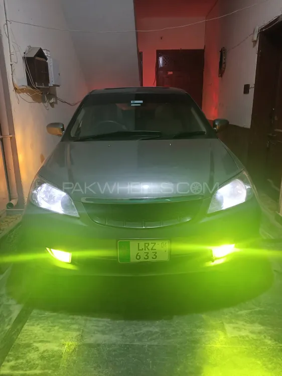 Honda Civic 2004 for Sale in Wah cantt Image-1