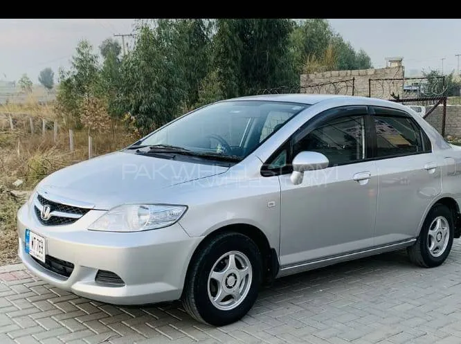 Honda Fit Aria 2012 for Sale in Faisalabad Image-1