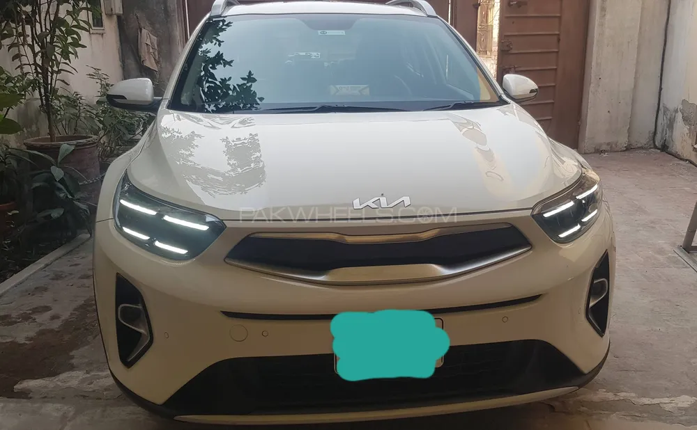 KIA Stonic 2024 for Sale in Lahore Image-1