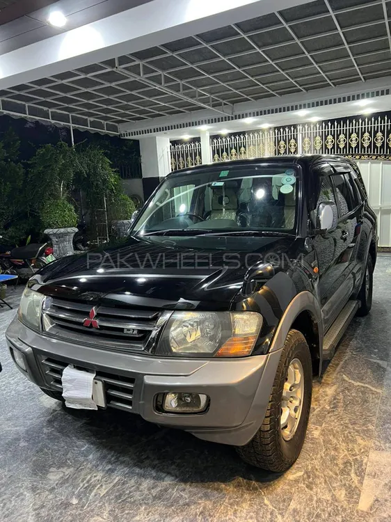 Mitsubishi Pajero 2002 for Sale in Lahore Image-1
