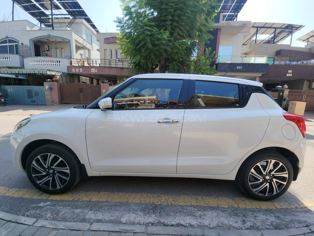 Suzuki Swift 2024 for Sale in Islamabad Image-1