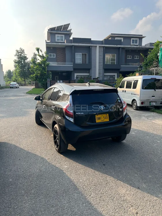 Toyota Aqua 2015 for Sale in Lahore Image-1