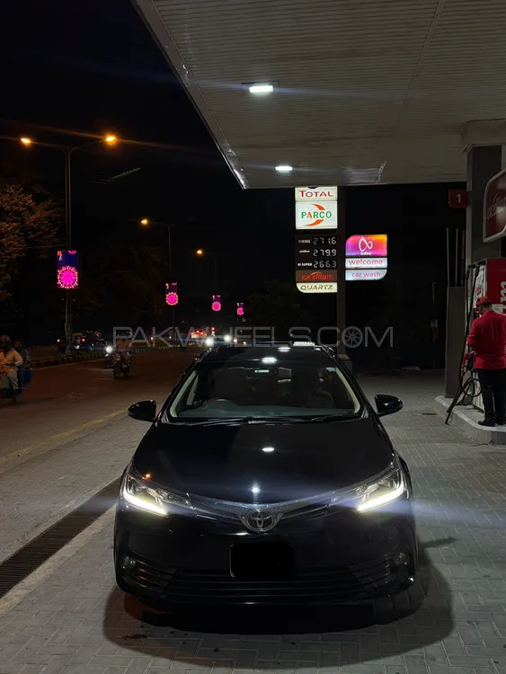 Toyota Corolla 2020 for Sale in Lahore Image-1