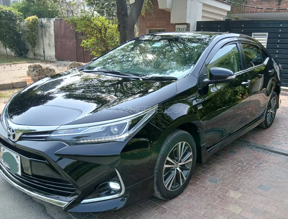 Toyota Corolla 2022 for Sale in Lahore Image-1