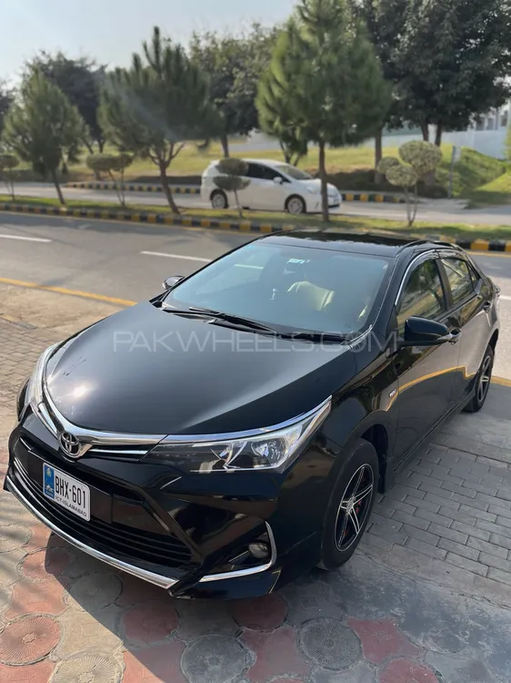 Toyota Corolla 2019 for Sale in Islamabad Image-1