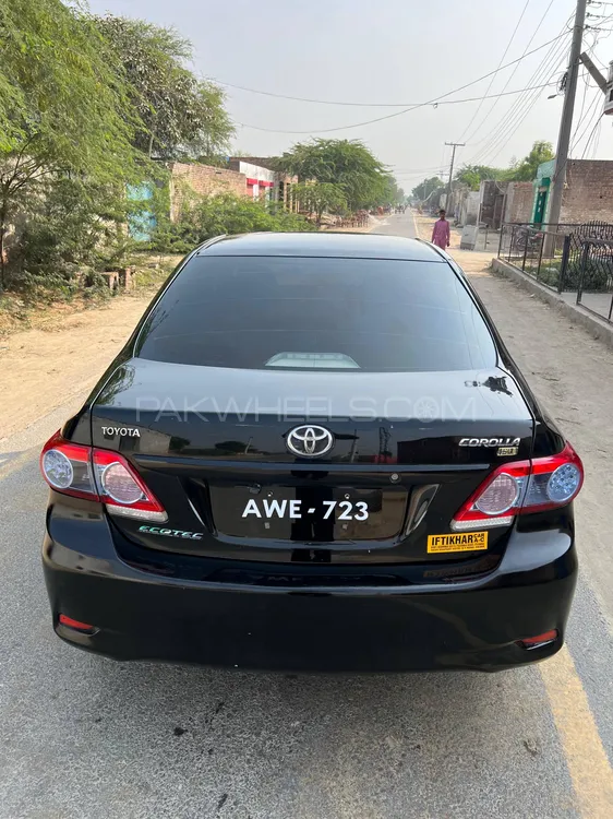 Toyota Corolla 2011 for Sale in Okara Image-1